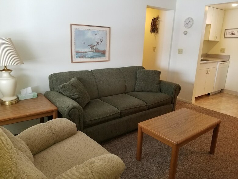 Lakeshor Motor Inn