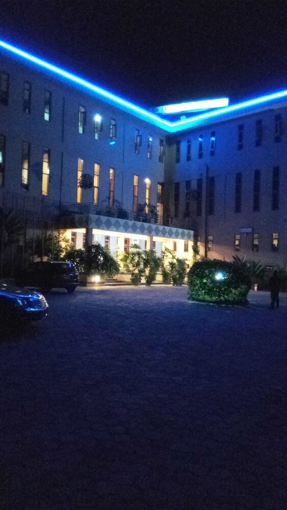 Apartamentos Lush Garden Hotel
