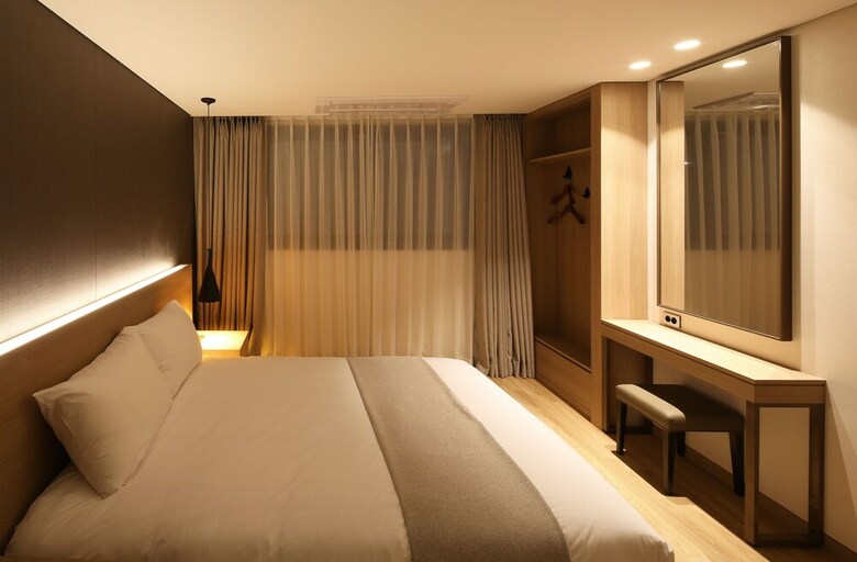 Hotel Dukgu Oncheon Resort Condo