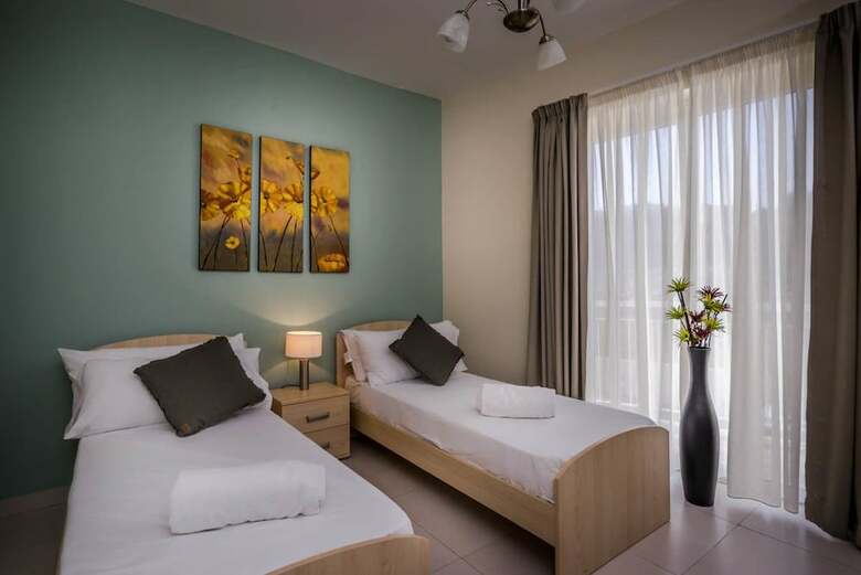 Consiglia Apartment - St. Julians