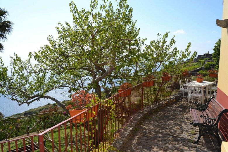 Apartamentos Casal S�o Jo�o Cottages