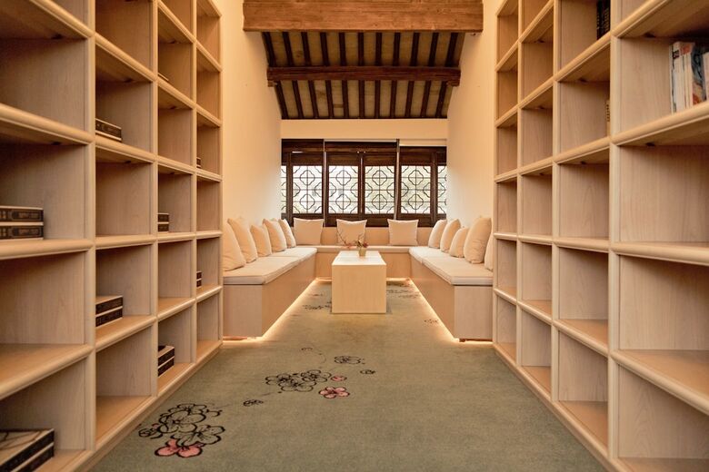 Hotel The Emperor Suzhou