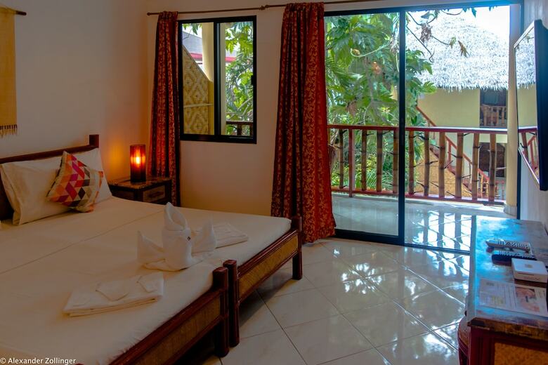 Hotel Alona Vida Beach Resort