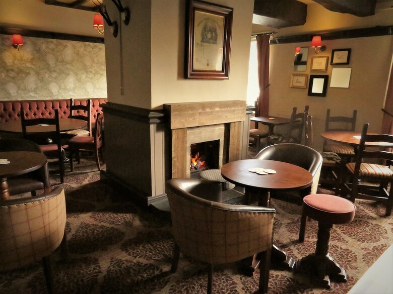 Posada The Roebuck Inn