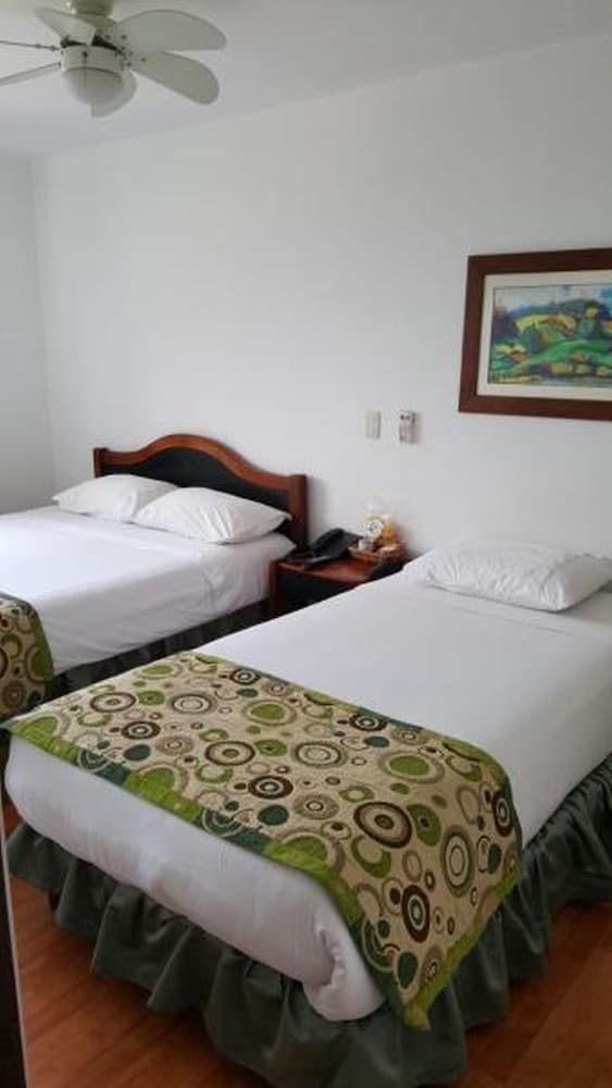 Hotel Santa Ana