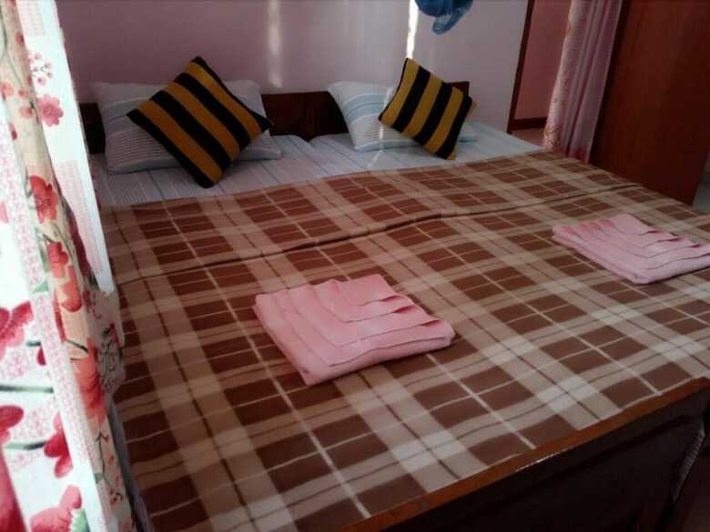 Hotel Lizzie Villa Guest House