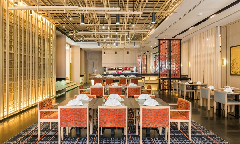 Chatrium Hotel Royal Lake Yangon