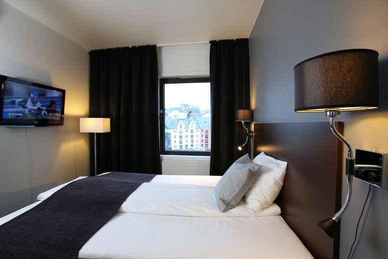 Hotel First Atlantica