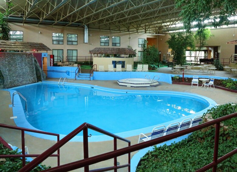 Townhouse Hotel Grand Forks