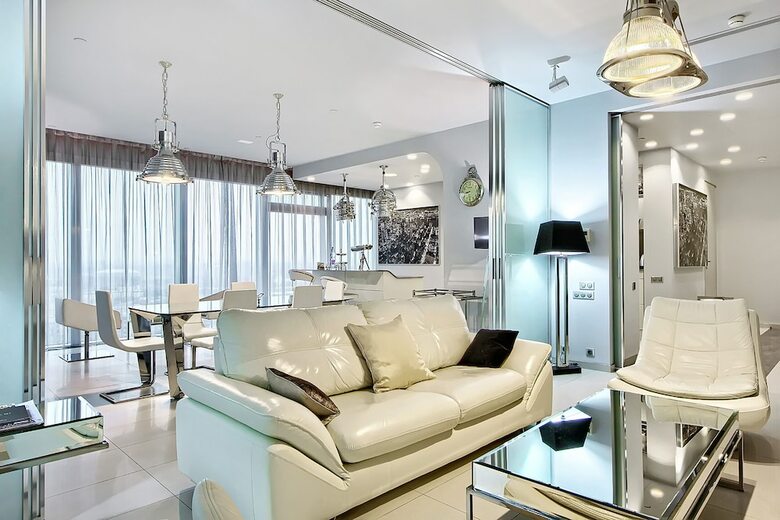 Hotel Sky Apartments Rentals Service