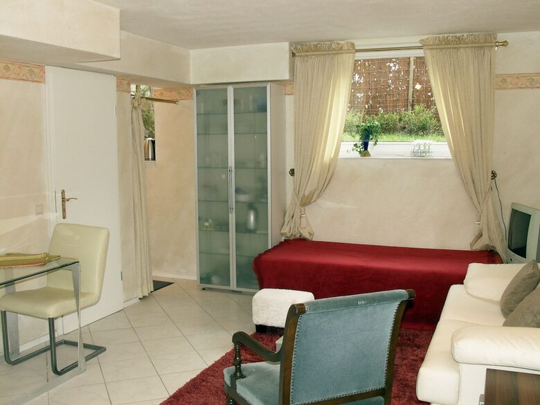 Tolstov-hotels Apartment