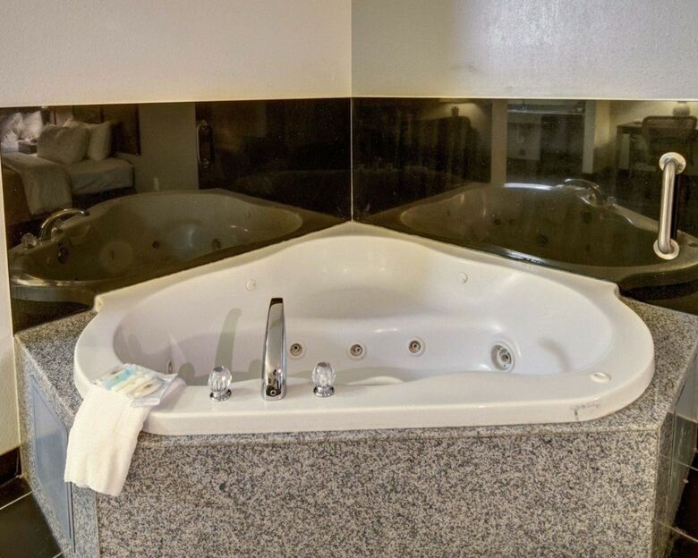Hotel Comfort Inn & Suites