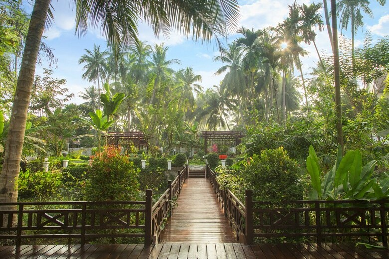 Hotel Parasol Blanc Luang Prabang