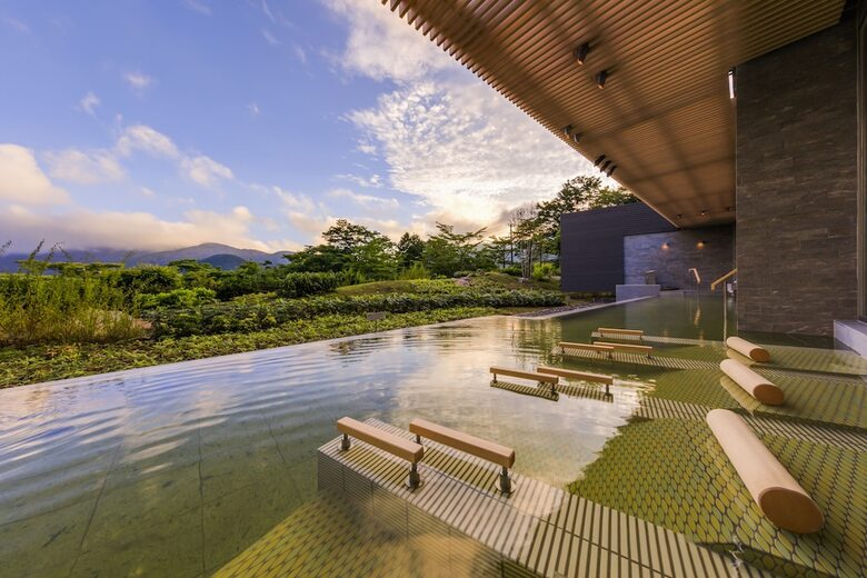 Hotel Hakone Ashinoko Hanaori