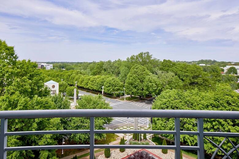 Hotel Renaissance Charlotte Southpark