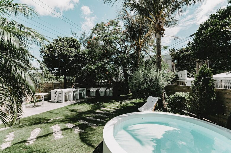 Bed & Breakfast Tenday Homestay