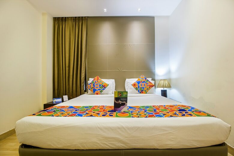Fabhotel Cabana Gk1
