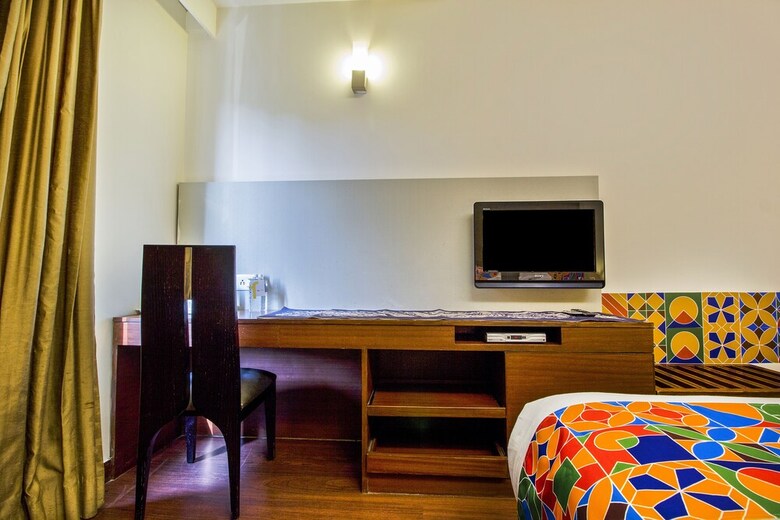 Fabhotel Cabana Gk1
