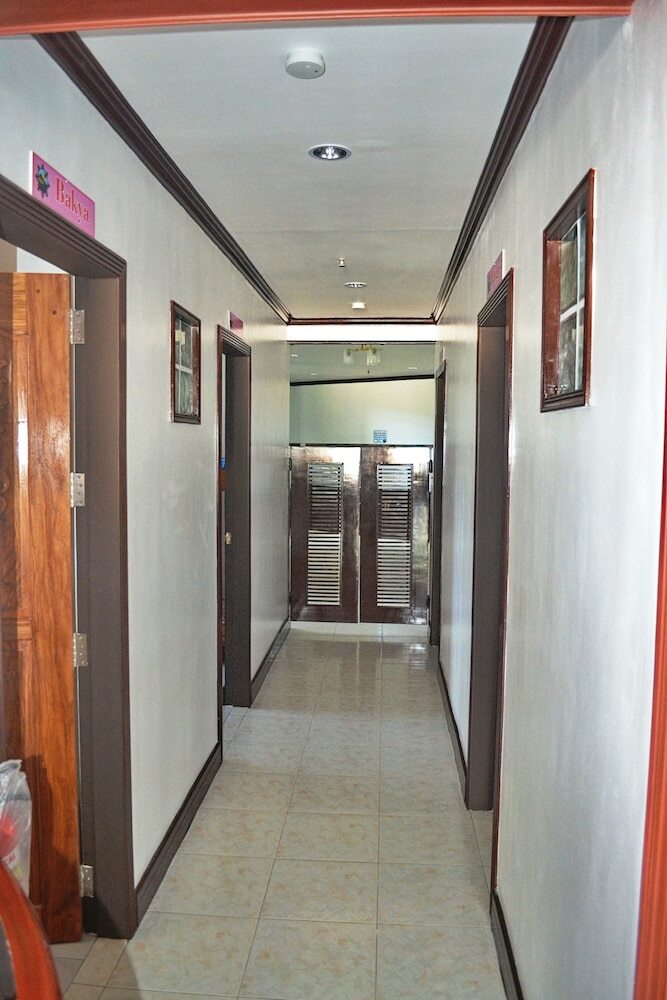 Hostal Mayon Backpackers Hostel