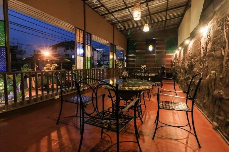 Hotel Porwa House