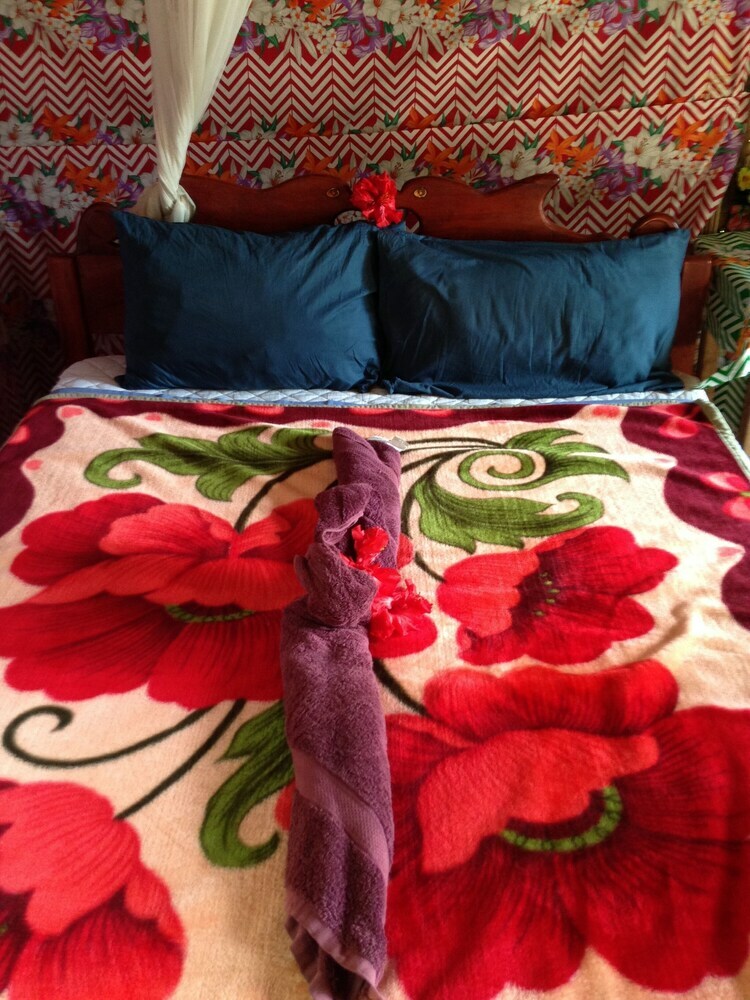 Bed & Breakfast Volcano Island Paradise