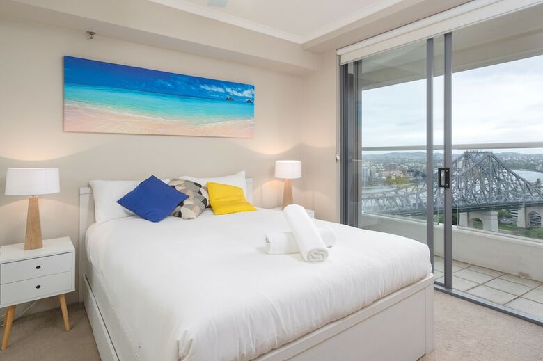 Apartamentos Astra River Place