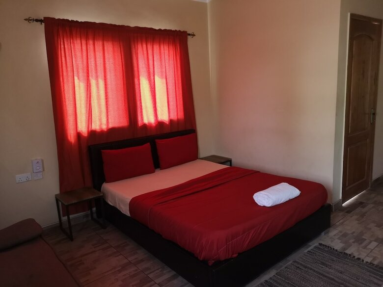 Hotel The Golden Apple Guest House