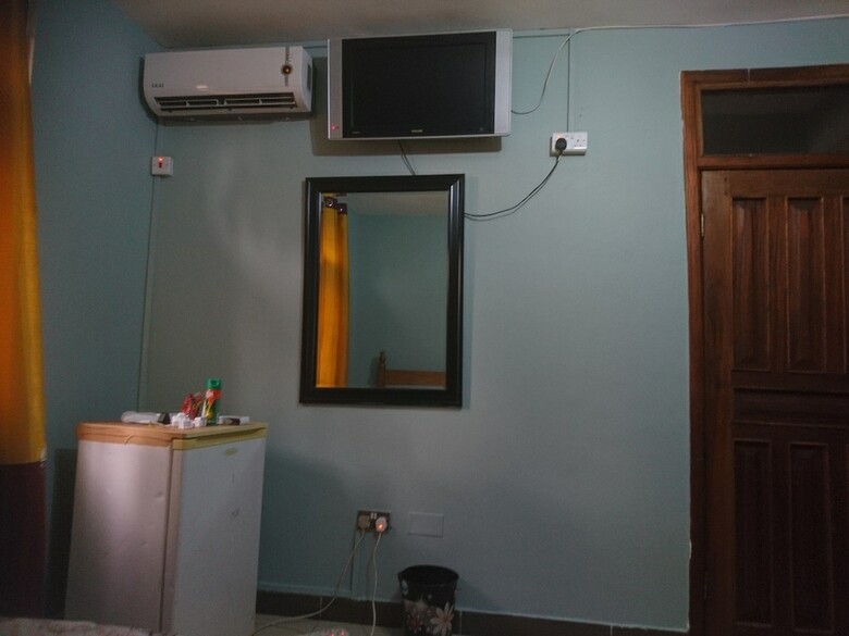 Hotel The Golden Apple Guest House
