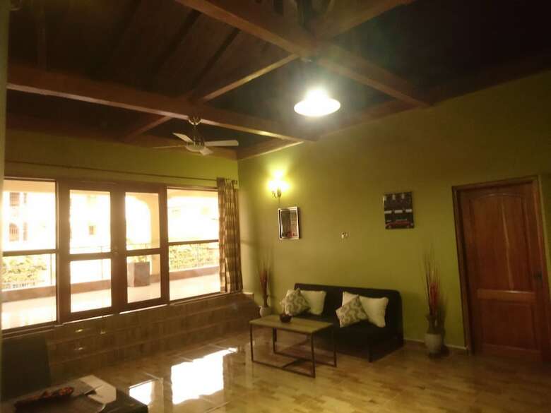 Hotel The Golden Apple Guest House