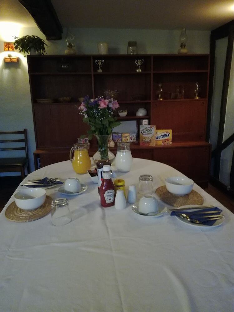 Ty Newydd Bed And Breakfast