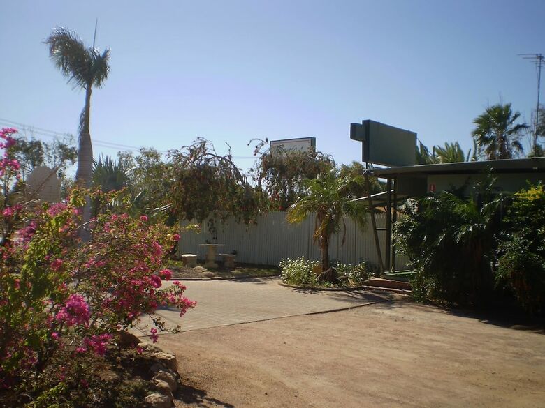 Hotel Banjo's Overnight & Holiday Units