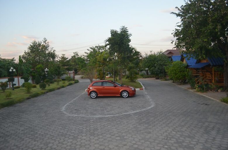 Hotel Suandarbporn Resort Mae Sot