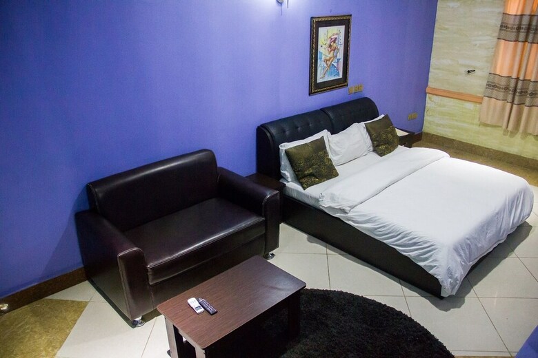 Hotel Rita's Events And Suites