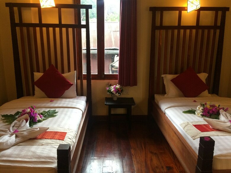 Hotel Chaluenxay Villa