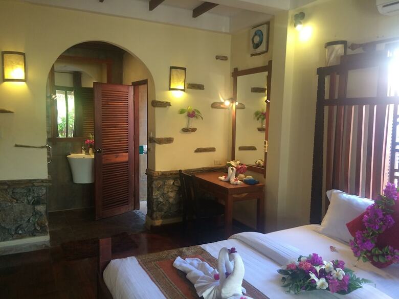 Hotel Chaluenxay Villa