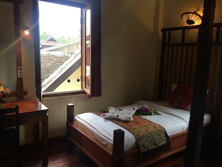 Hotel Chaluenxay Villa
