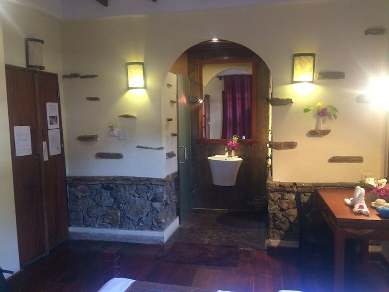 Hotel Chaluenxay Villa