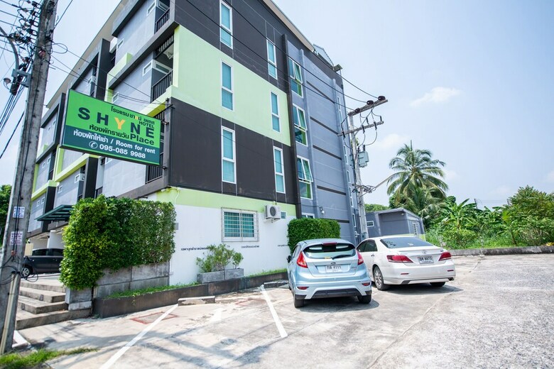 Hotel Oyo 355 Shyne Place