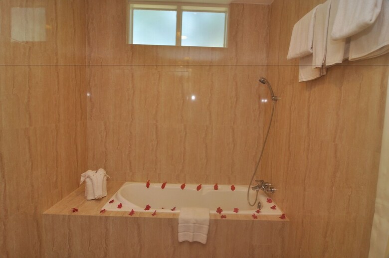 Kaytumadi Dynasty Hotel