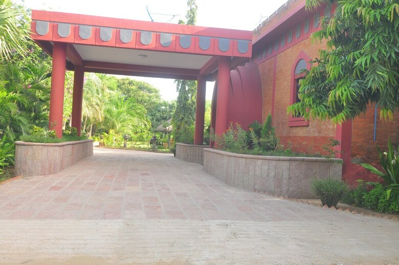 Kaytumadi Dynasty Hotel