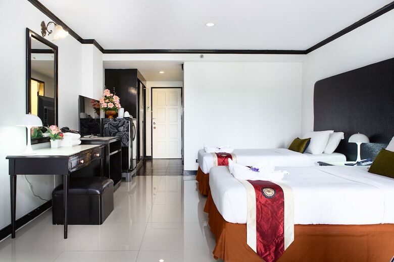 Hotel Town In Town Garden Resort