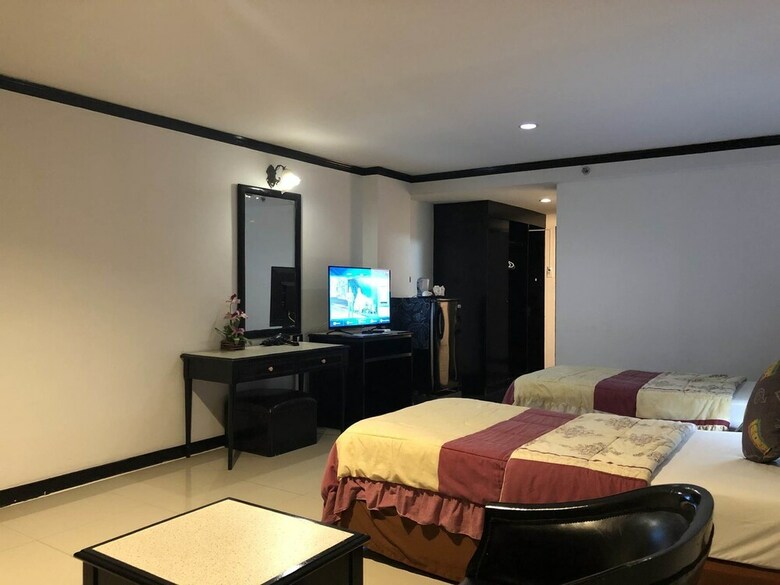 Hotel Town In Town Garden Resort