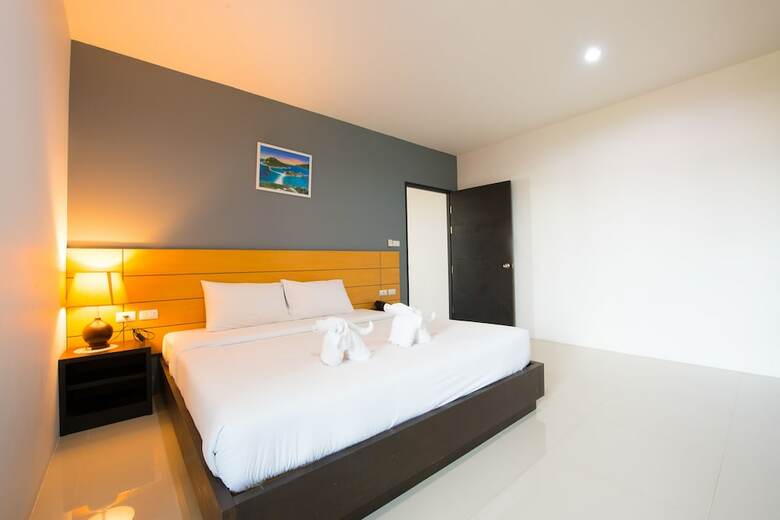 Lee Hotel
