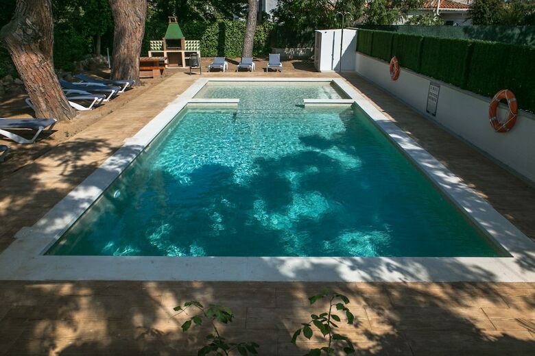 Rv Hotels Apartamentos Benelux