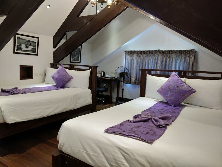 Safari Lodge Baguio By Log Cabin Hotel