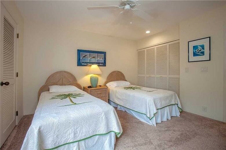 Maui Kamaole H-201 - 2 Br Condo