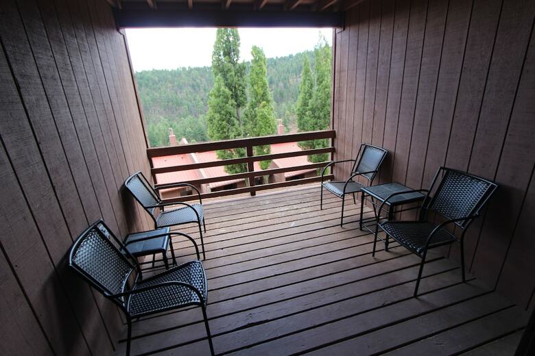 Crown Point Condominiums, A Vri Resort