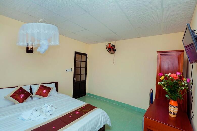 Hotel Bougain Villeas Homestay