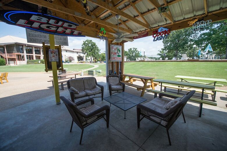 Branson Yacht Club