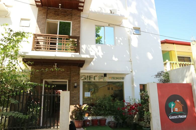Hotel Giecel Pension